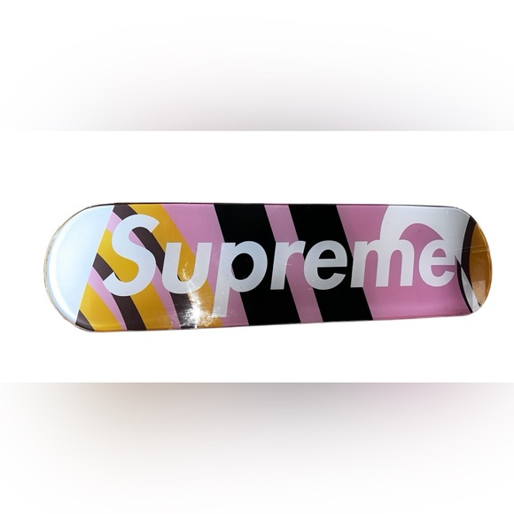 Supreme Logo Skate Deck Pink - Picture 1 of 4